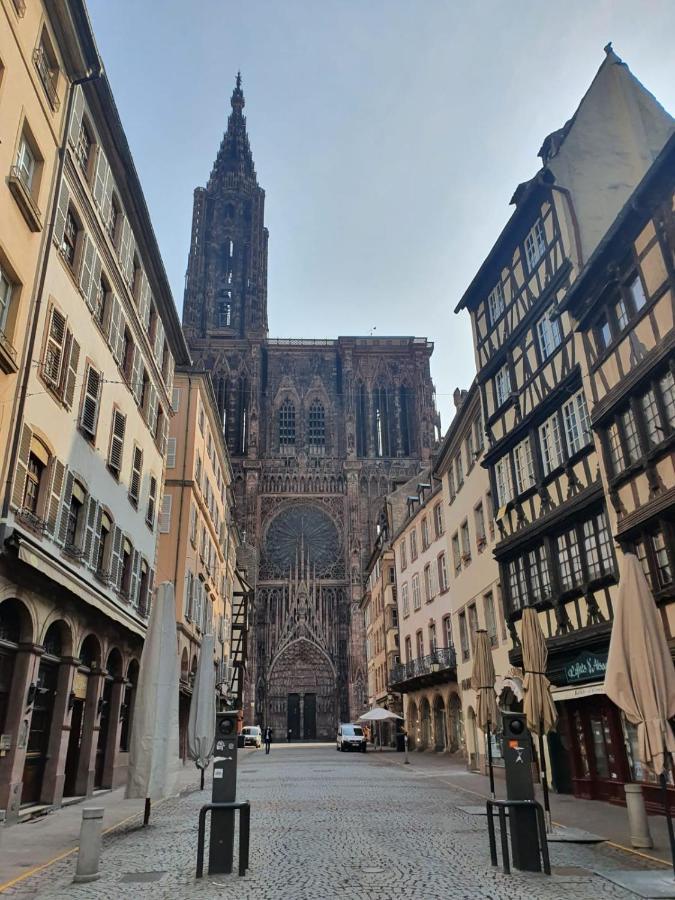 Suite Privative 43M2 - Les Tailleurs A 120M De La Cathedrale Strasbourg Exteriör bild